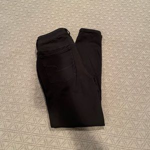 Gently pre-loved American Eagle Hi-Rise Jegging